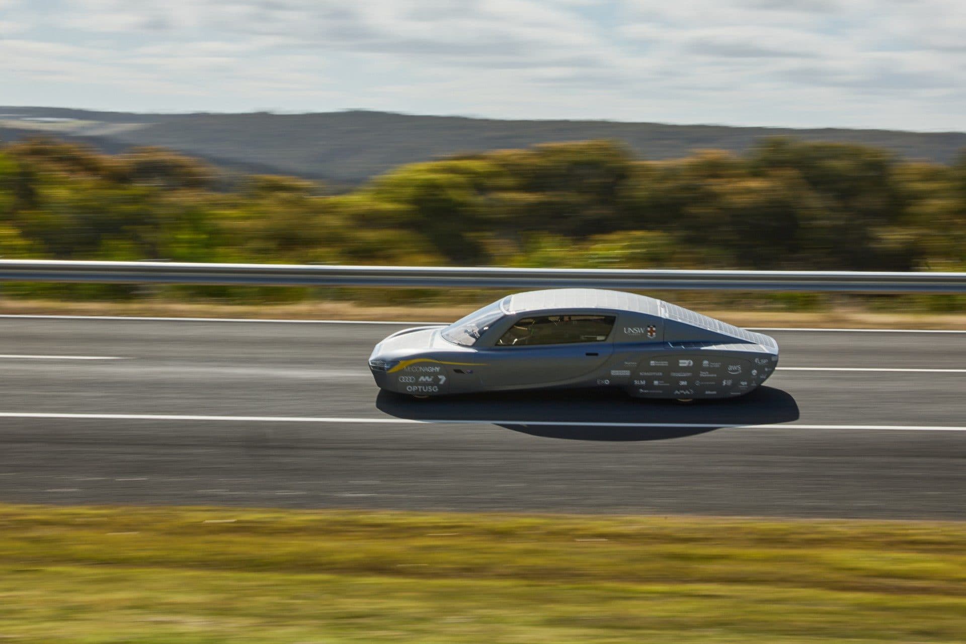 Sunswift 7 at its 1,000 km single-charge record attempt